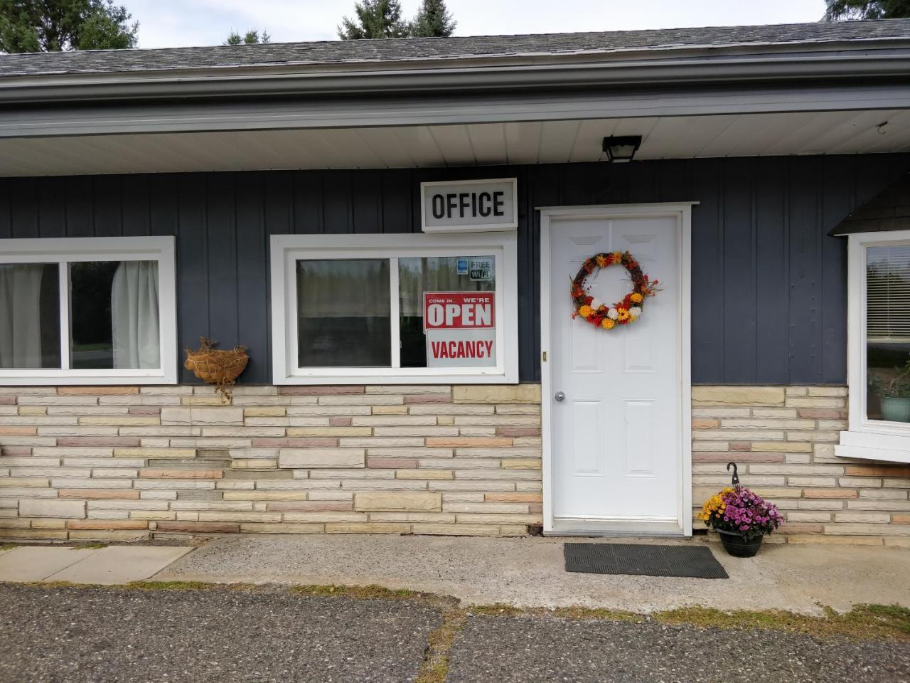 Telstar Motel Kakabeka Falls Exterior foto